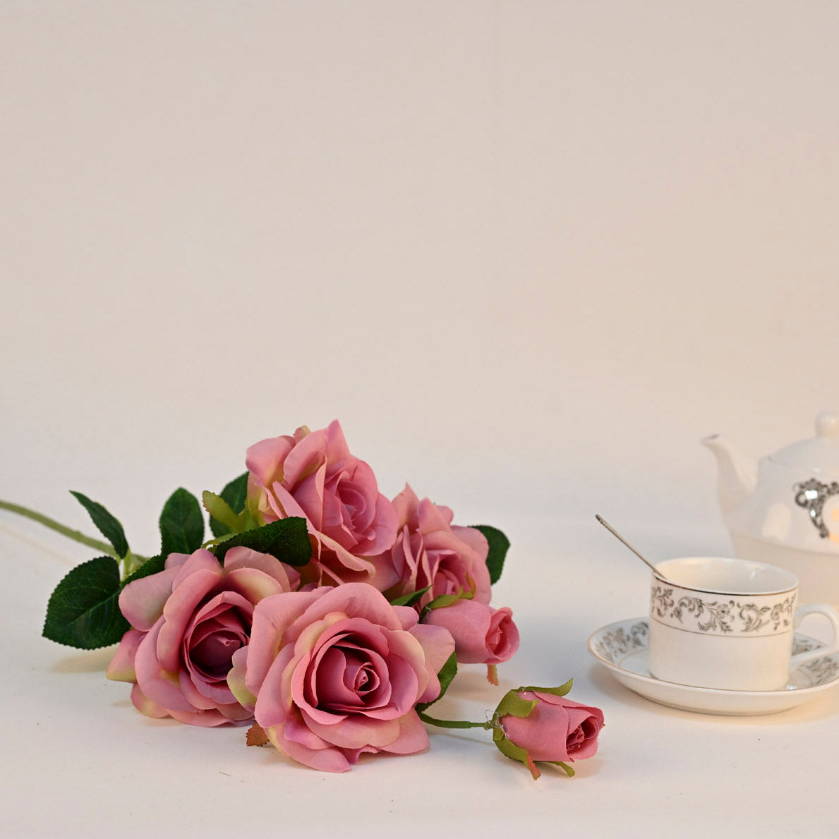 Rose/ 6heads + 6leaves