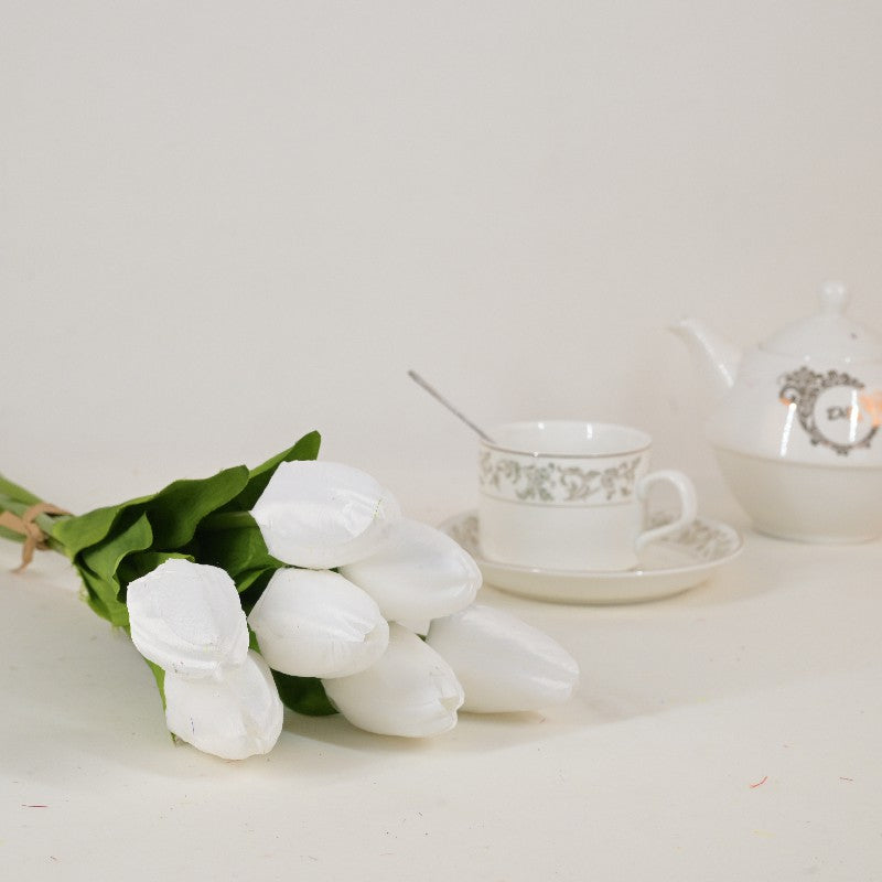 Single-stemmed tulip D25003