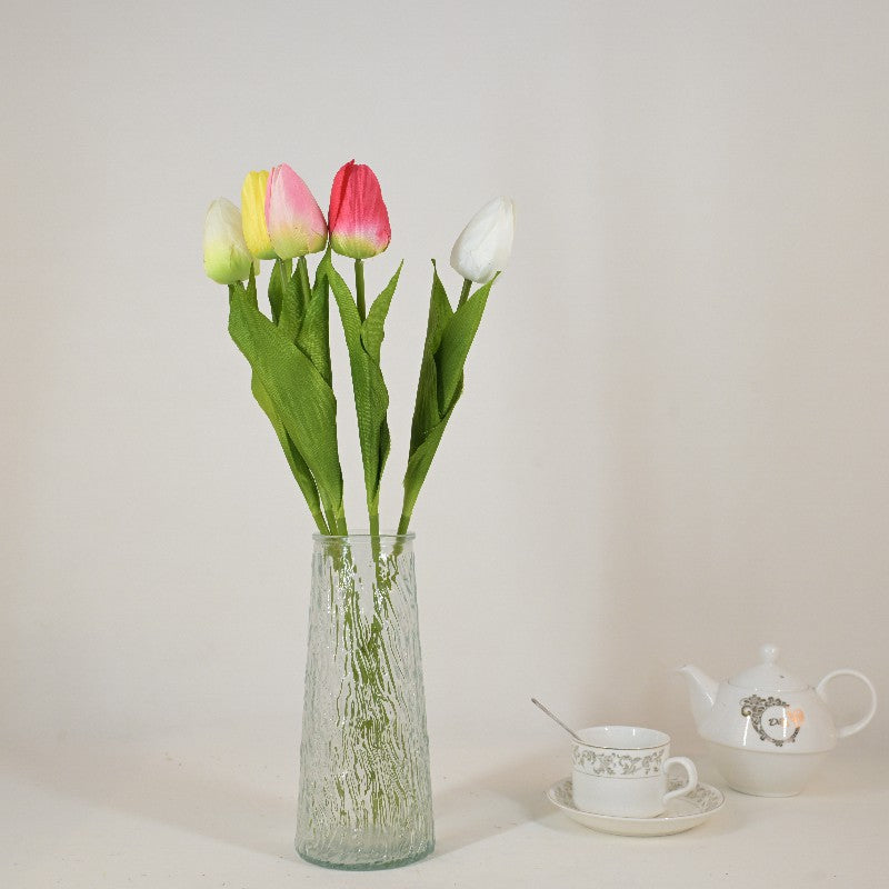 Single-stemmed tulip D25003