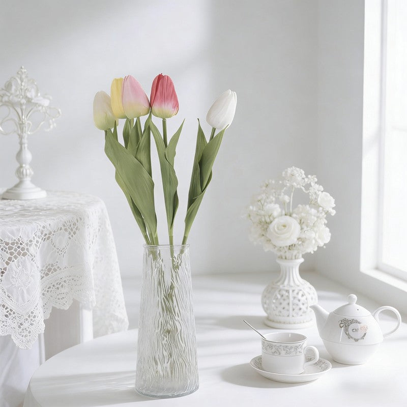 Single-stemmed tulip D25003