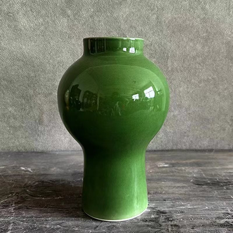 Glossy Emerald Green Ceramic Moon Jar Vase, Round Belly | Modern Flower Vase for Home Decor